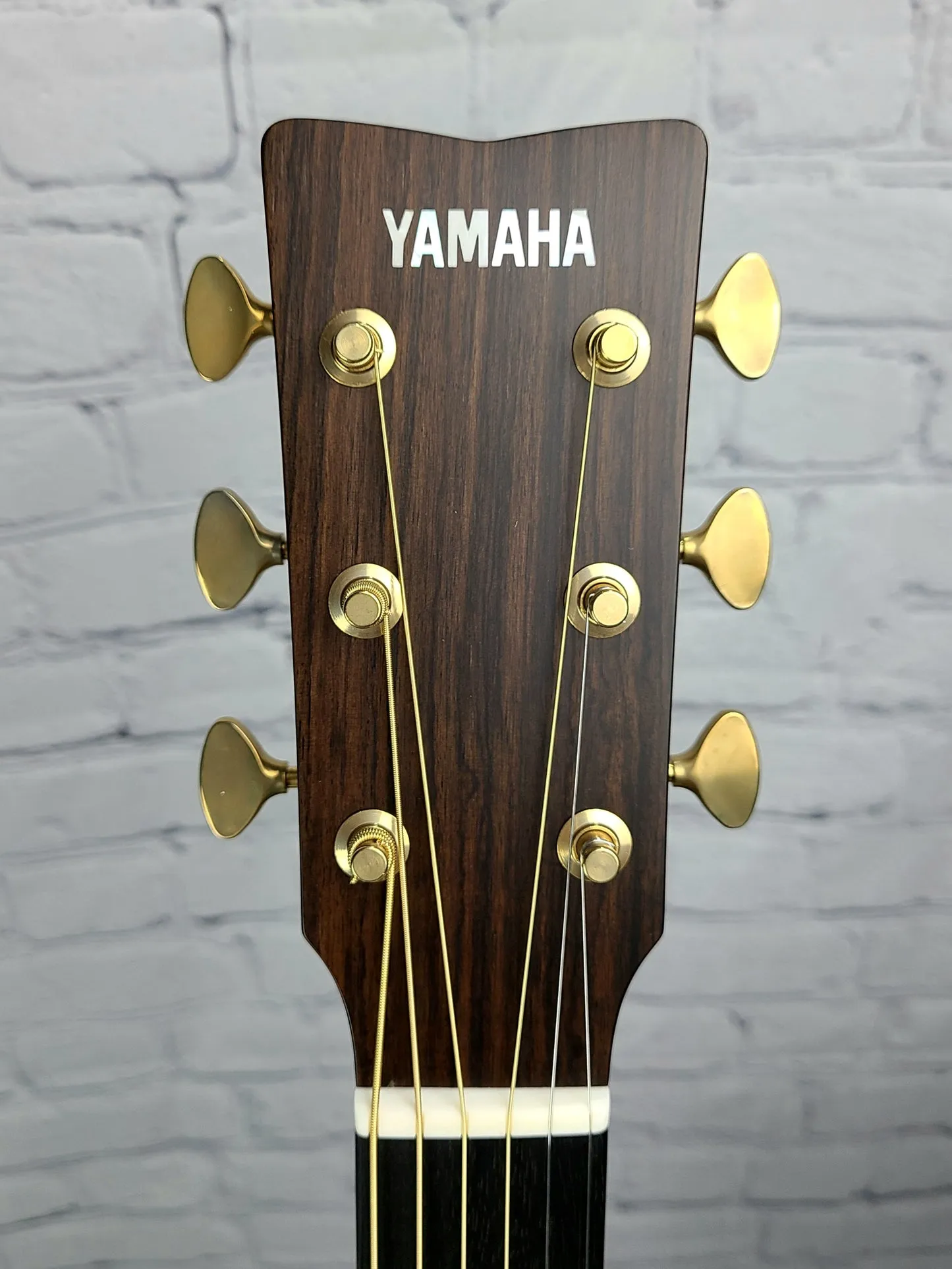 Yamaha LS26 ARE II