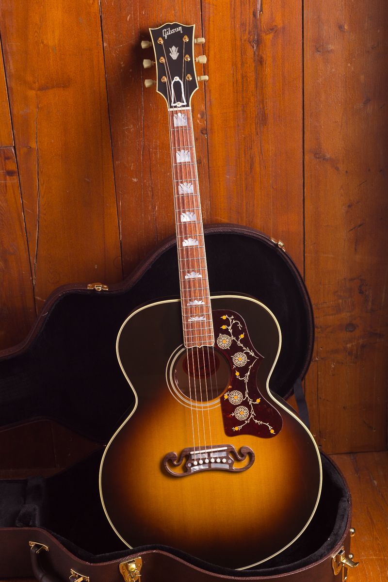 Gibson Montana SJ 200 Standard
