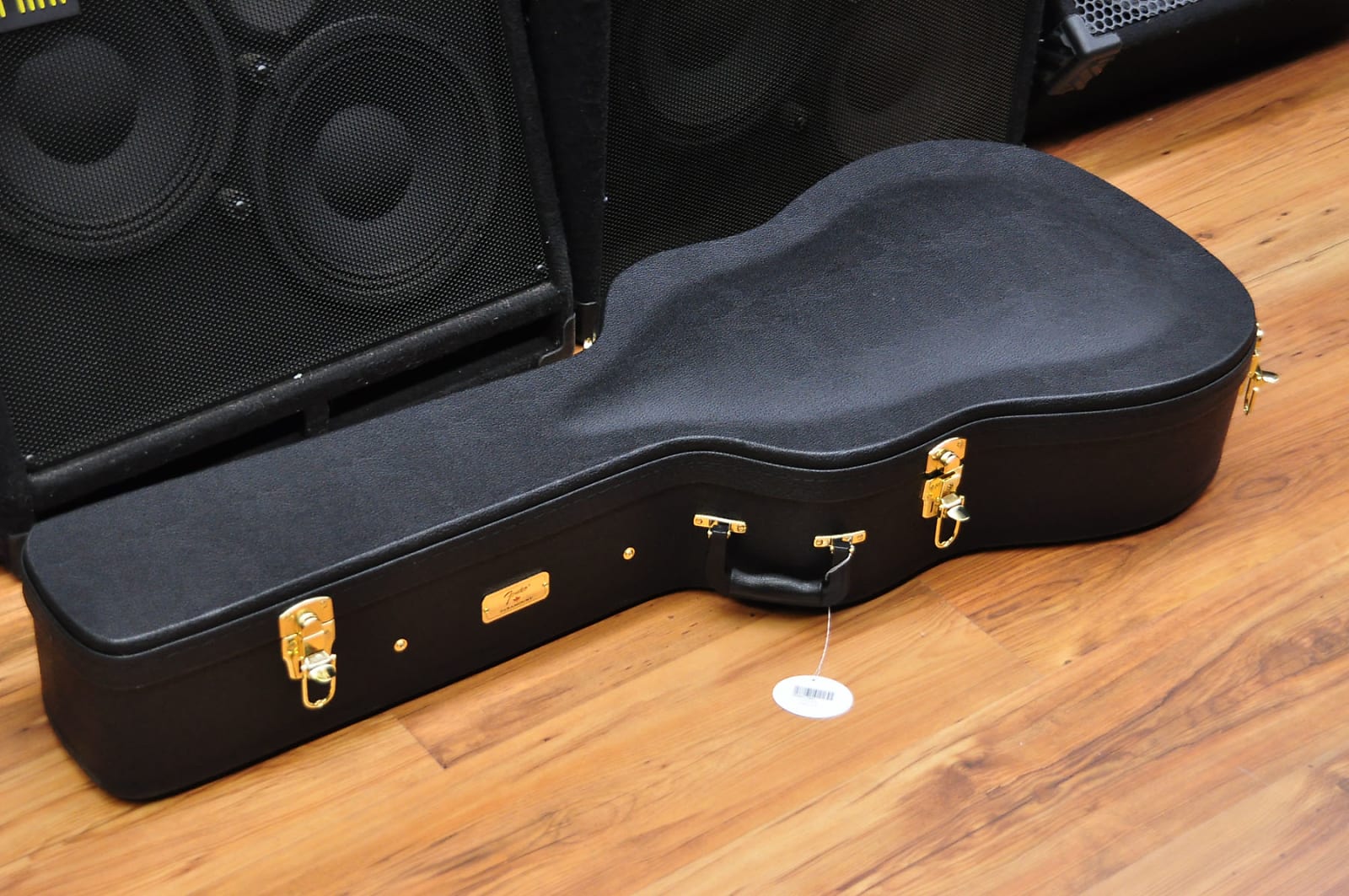 Fender Paramount PD-220E
