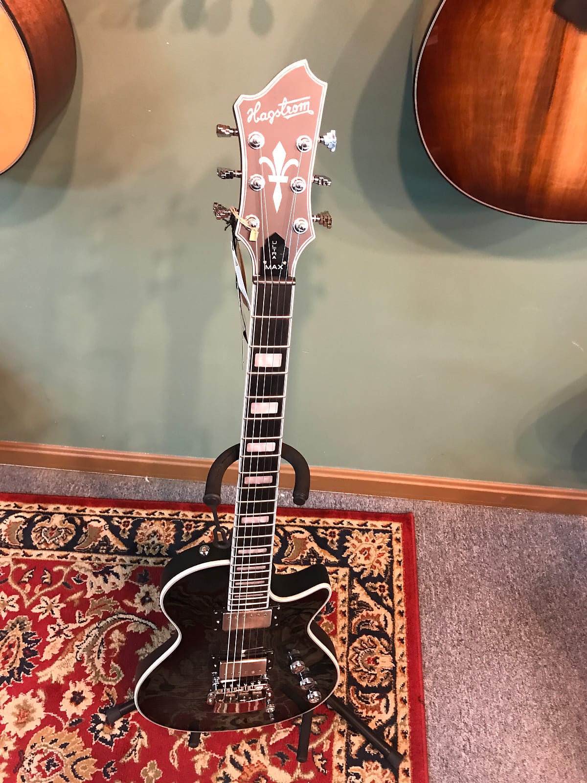 Hagstrom Ultra Max