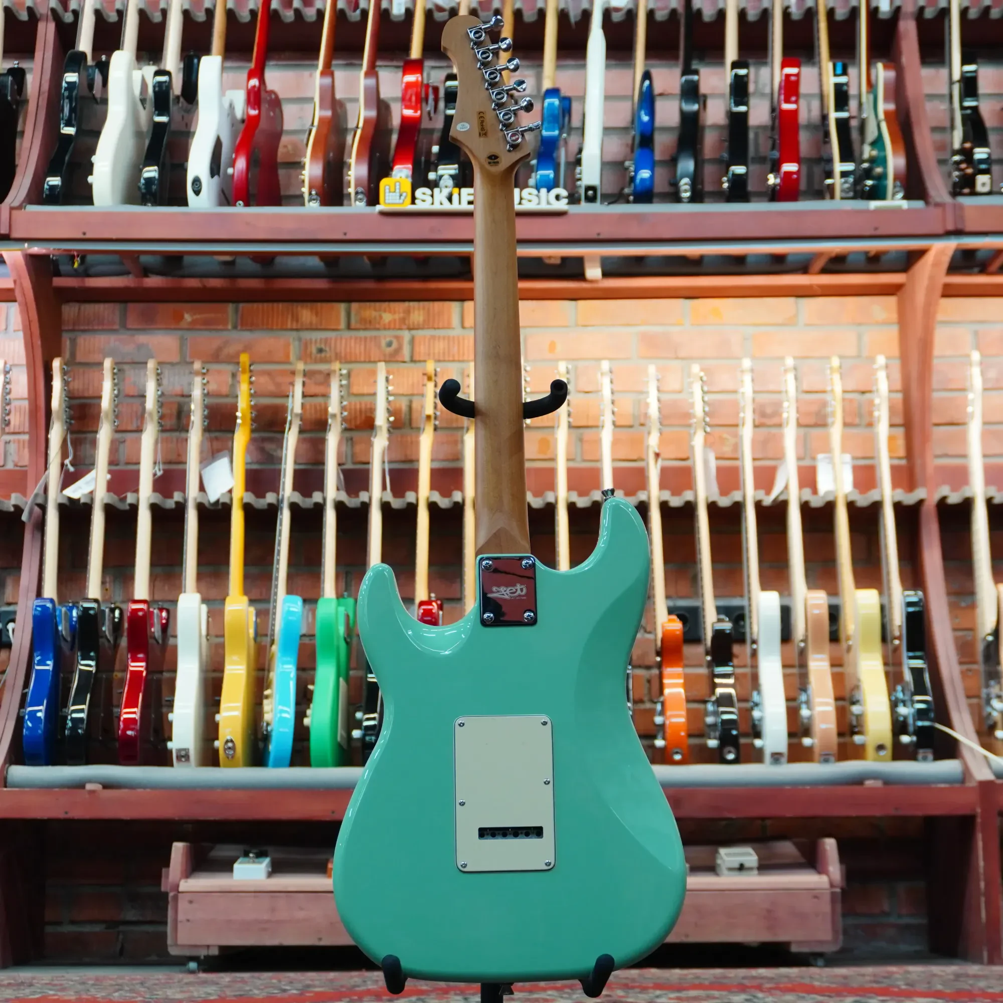 Изображение №9