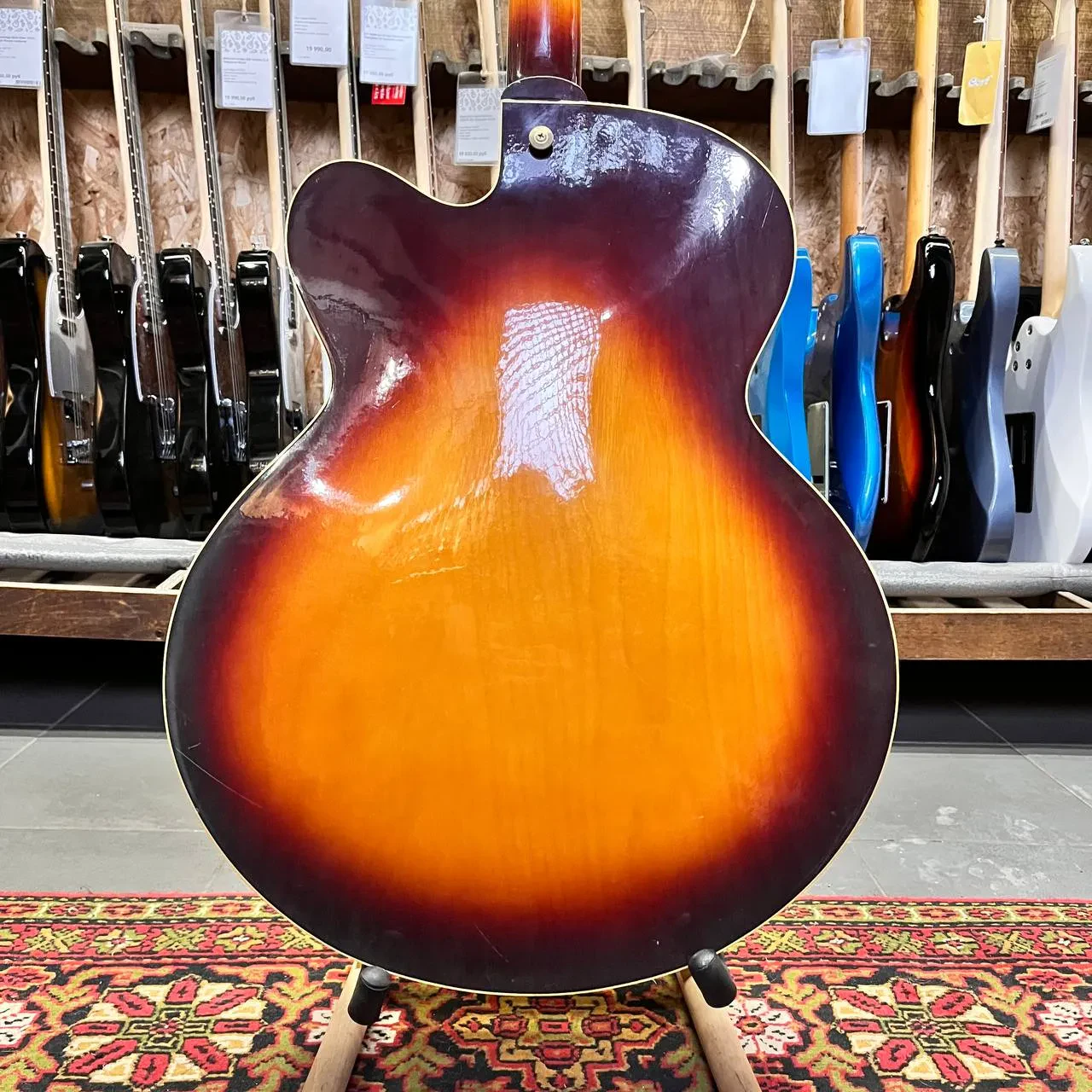 Изображение №11