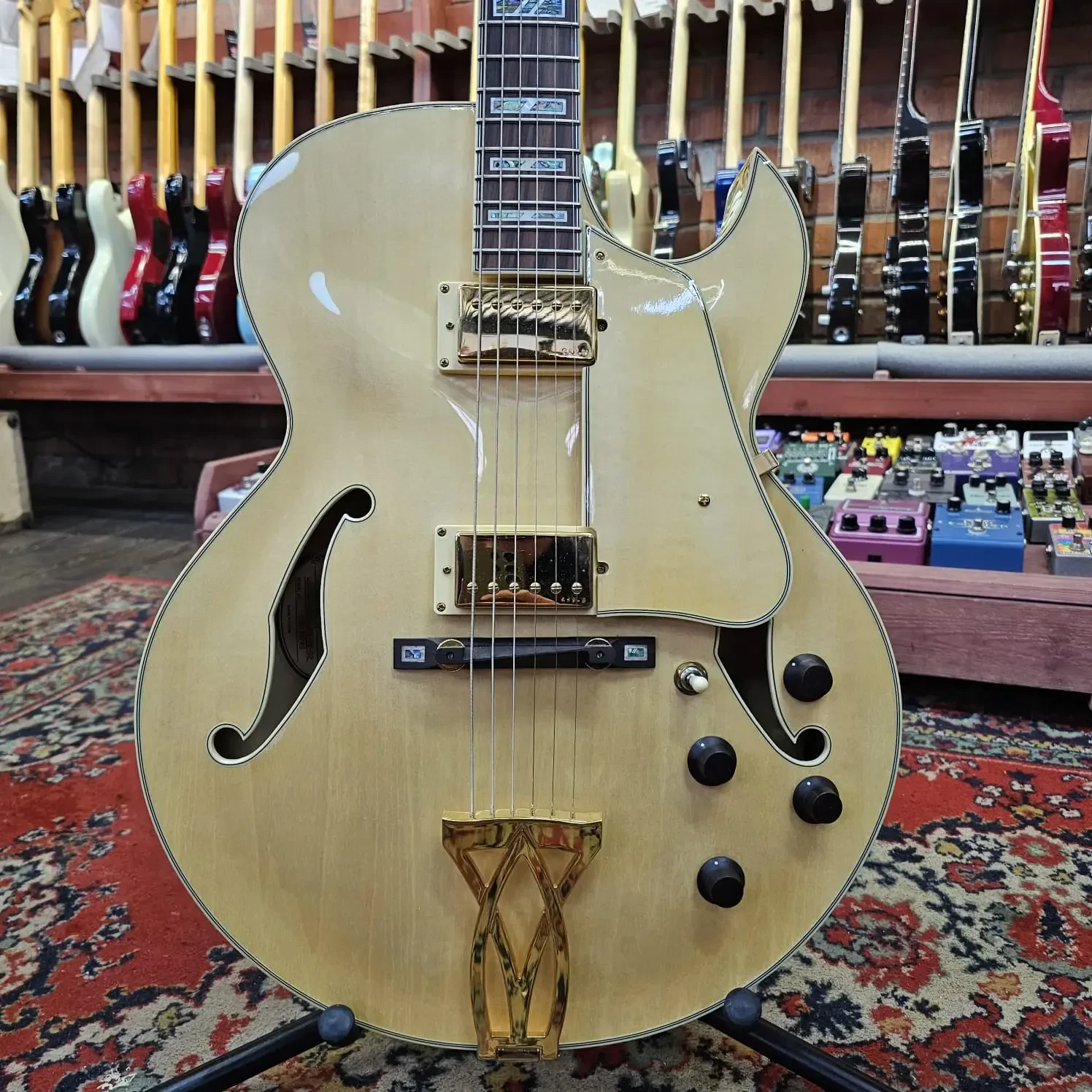 Полуакустическая гитара Ibanez AK100-NT H-H 2000's China  w/case