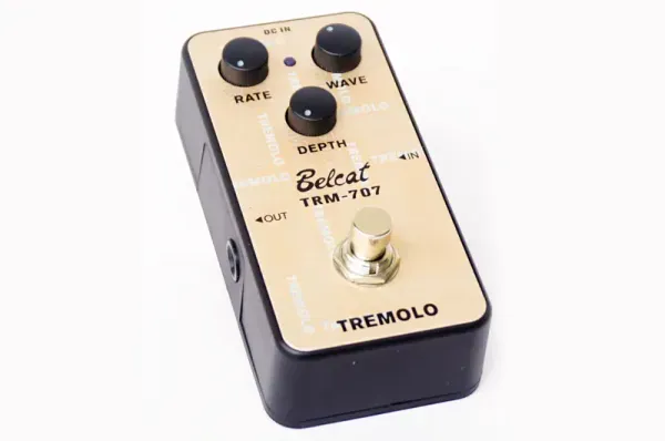 Педаль эффектов для электрогитары Belcat TRM-707 Tremolo