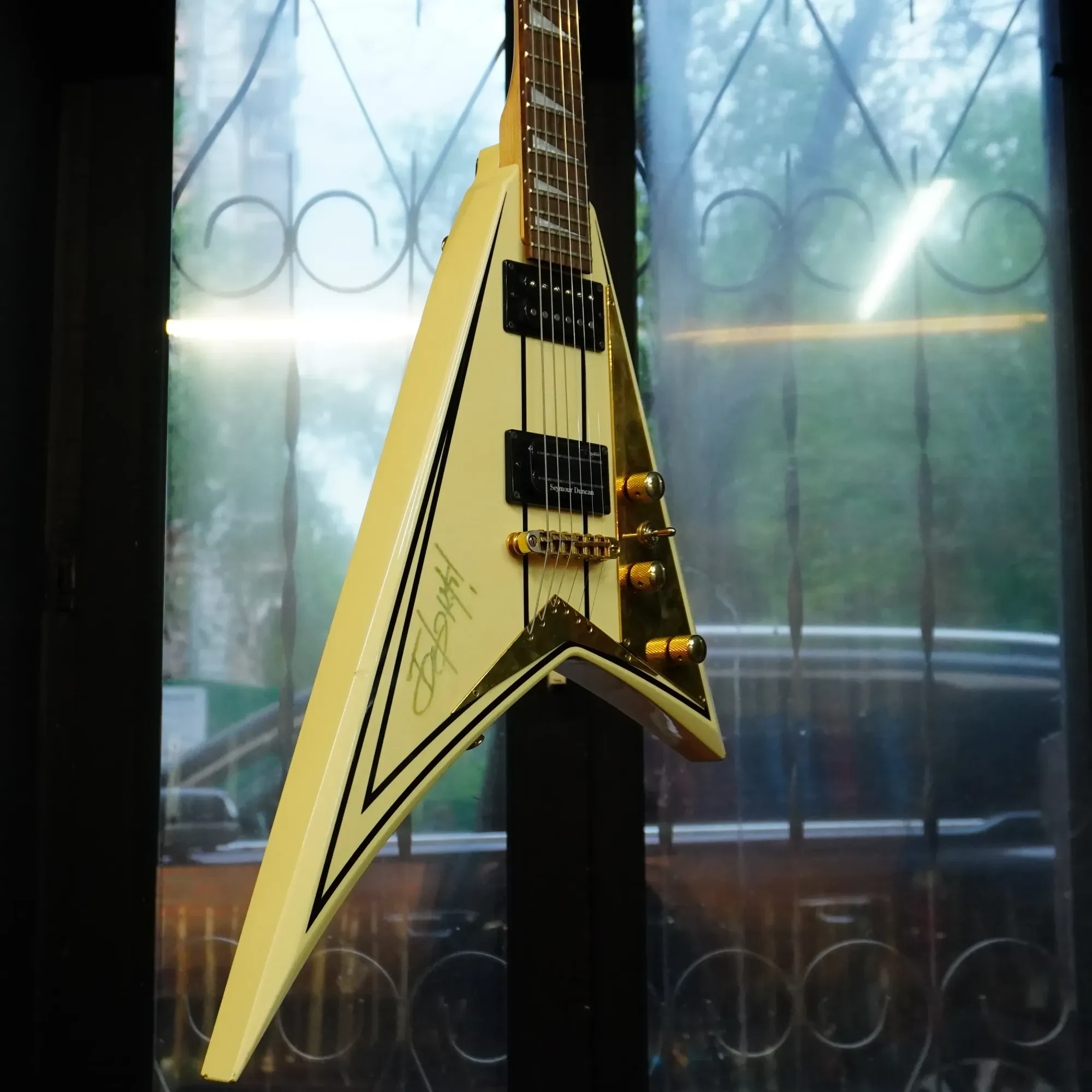 Изображение №4