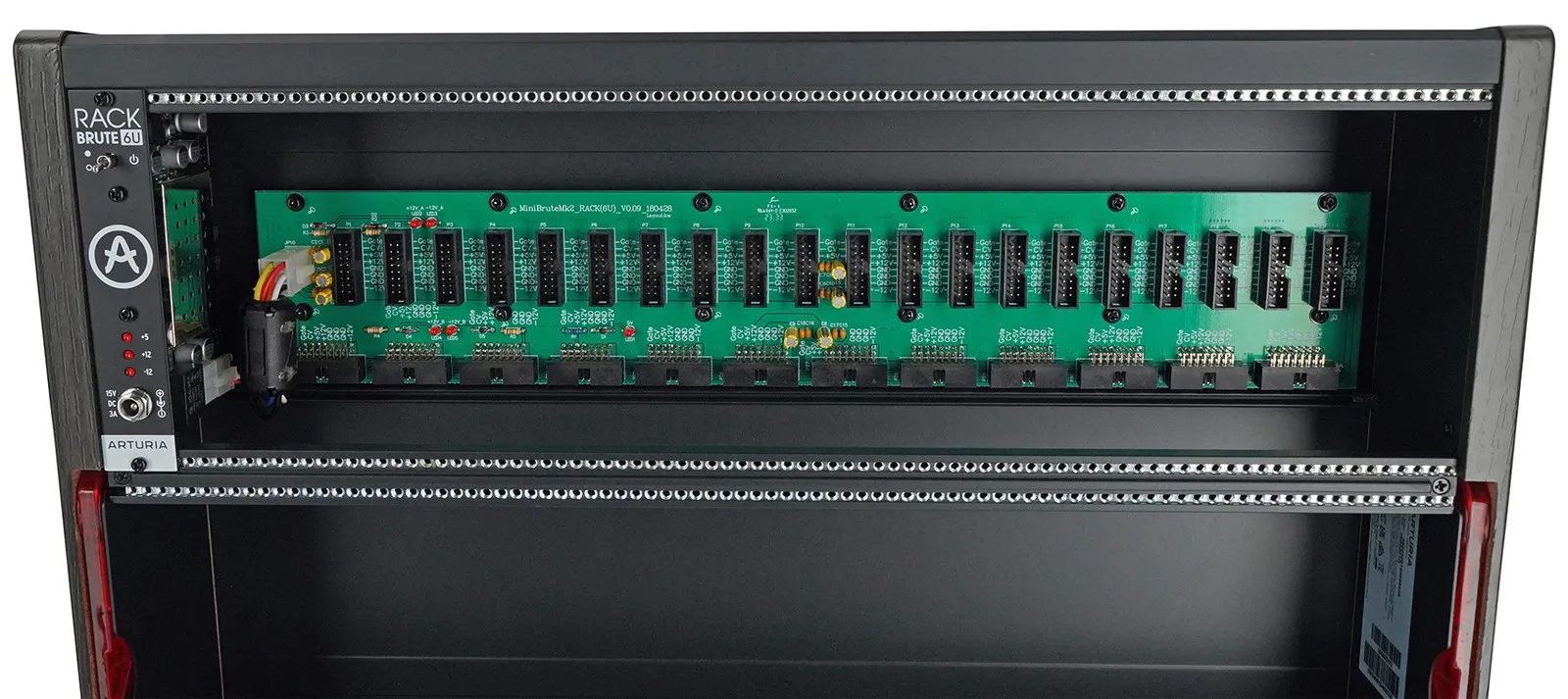 Изображение №10