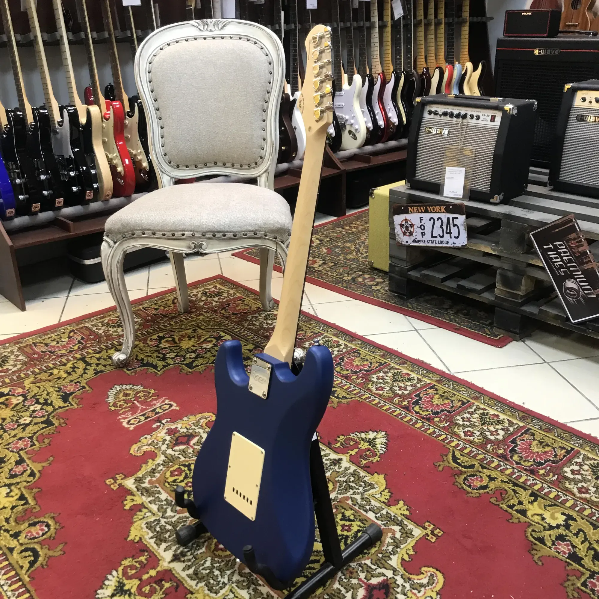 Изображение №12