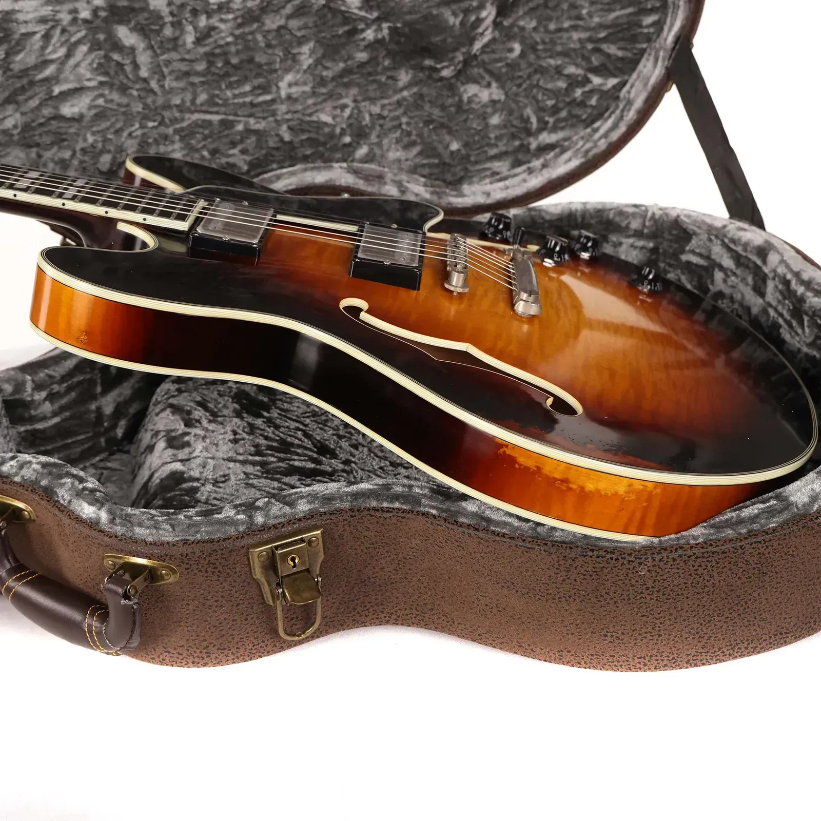 Изображение №5