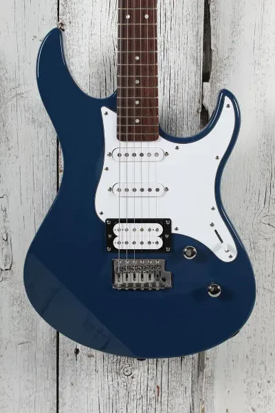 Yamaha PAC112V Double Cut Solid Body Electric Guitar United Blue Finish