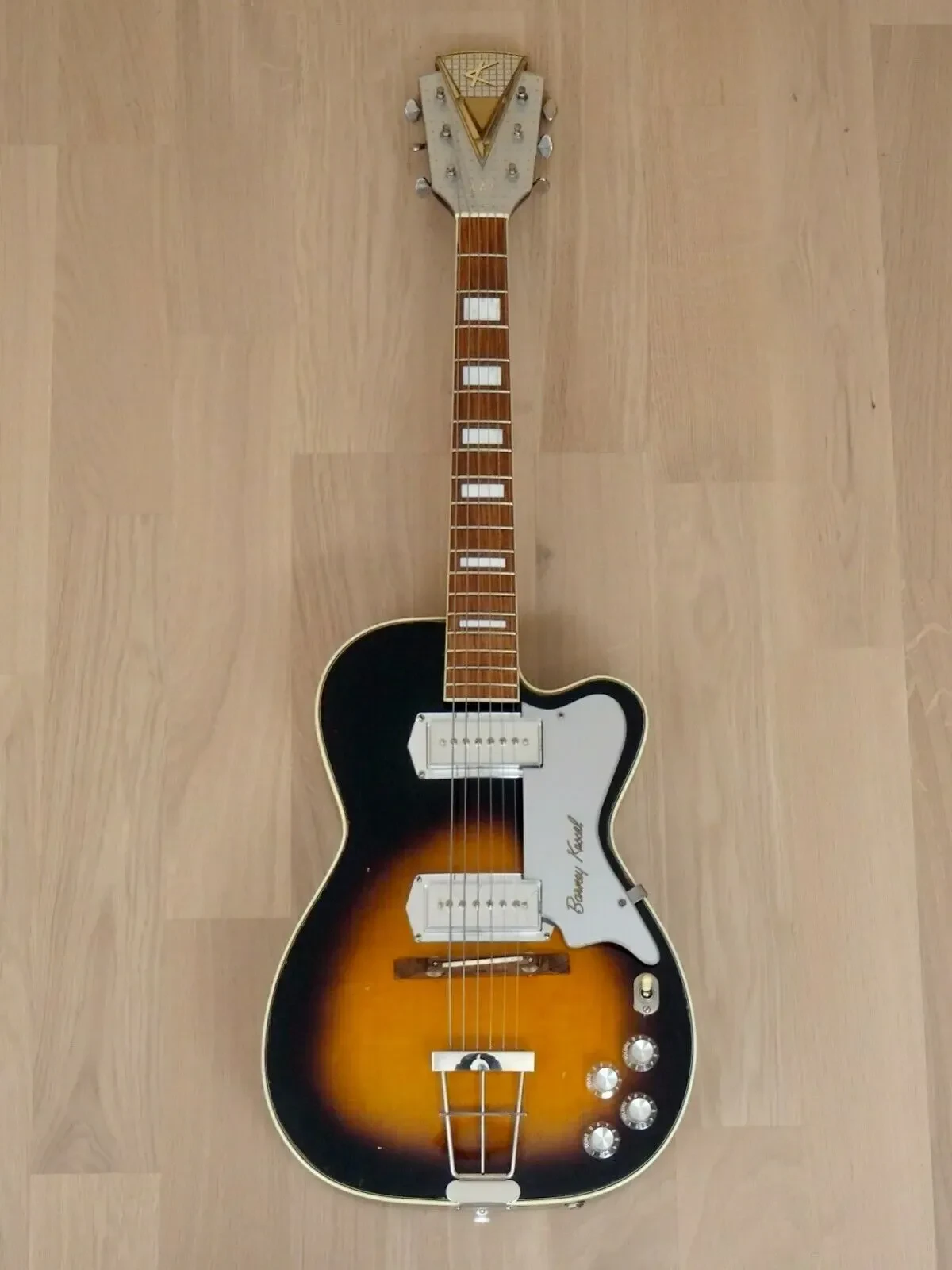 Электрогитара Kay Jazz Barney Kessel Pro K1700S Shaded Sunburst w/case USA 1950s