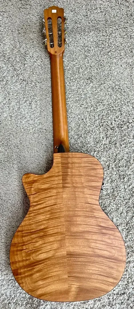 Изображение №7