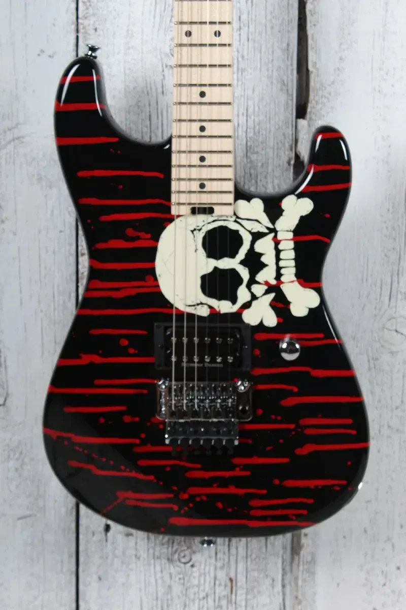 Б/У Электрогитара Charvel Warren DeMartini Signature Pro-Mod Blood and Skull, 25.5", 22 лада, H, Floyd Rose 1000, Skulls Graphic