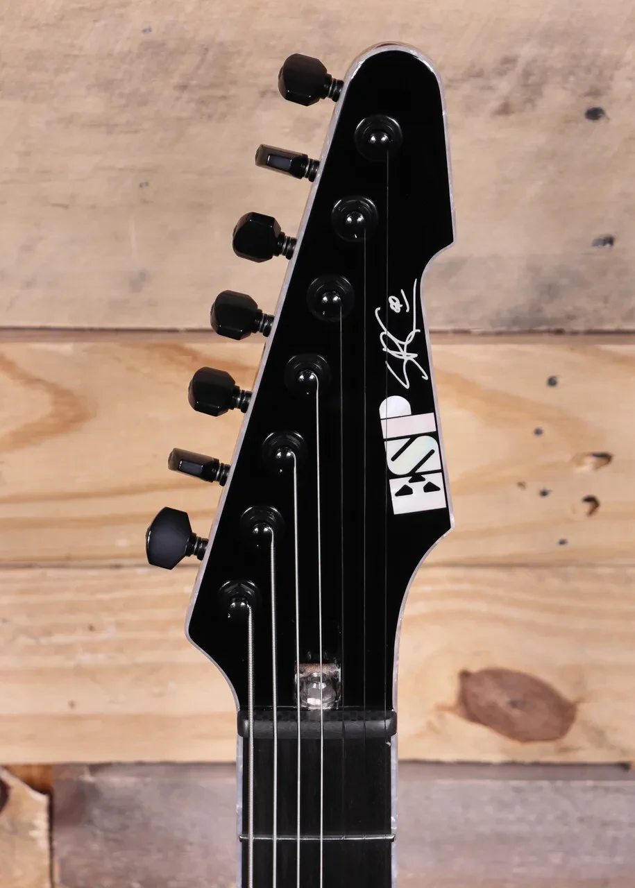 Изображение №6