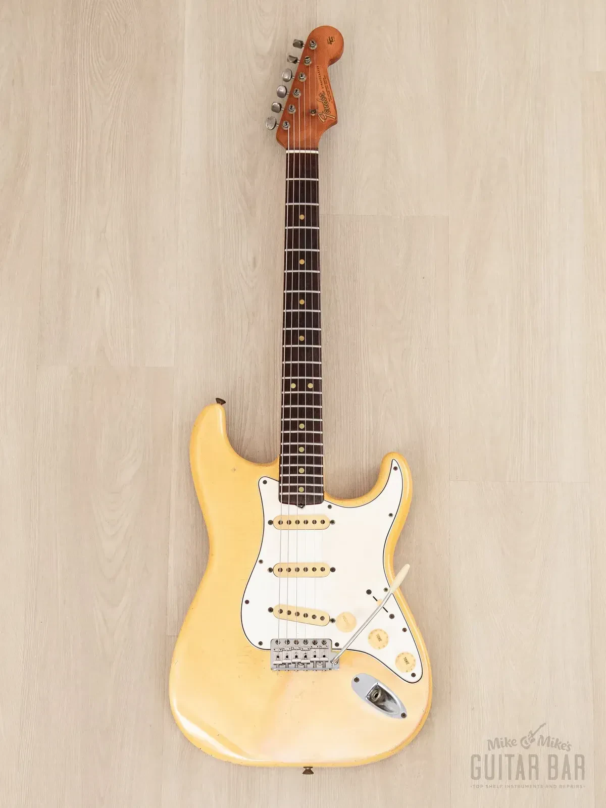Электрогитара Fender Stratocaster SSS Olympic White w/case USA 1965