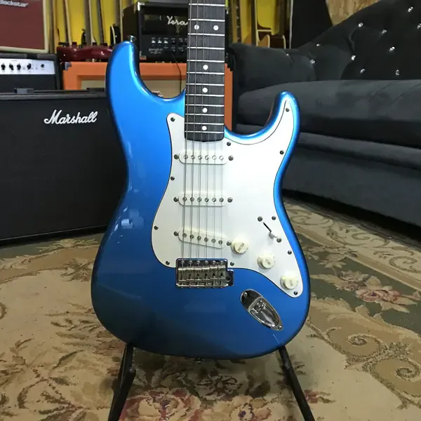 Электрогитара Bacchus Stratocaster BST-250R Universe Series SSS Blue China 2010's