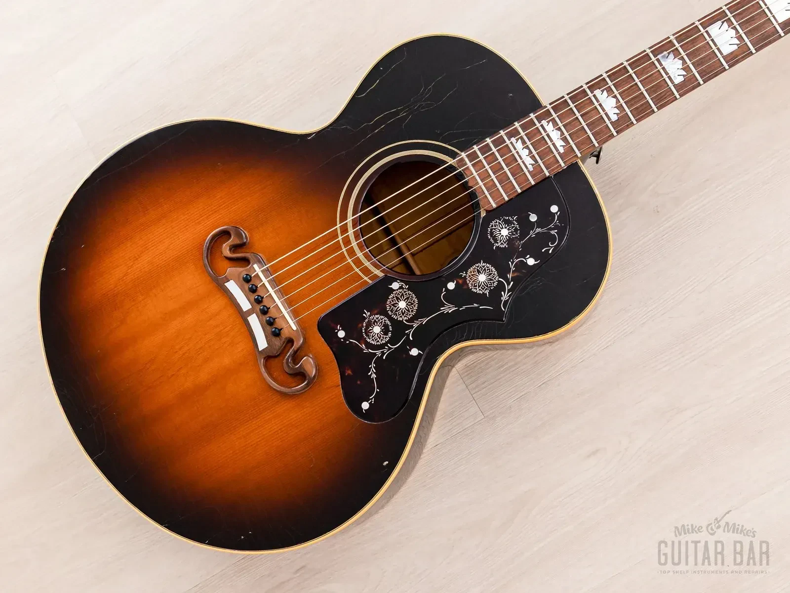 Б/У Акустическая гитара Gibson J-200 Junior Jumbo 1992 Vintage Sunburst с кейсом