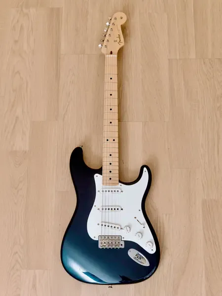 Электрогитара Fender Custom Shop Artist Series Eric Clapton Signature Stratocaster Mercedes Blue w/case USA 2006