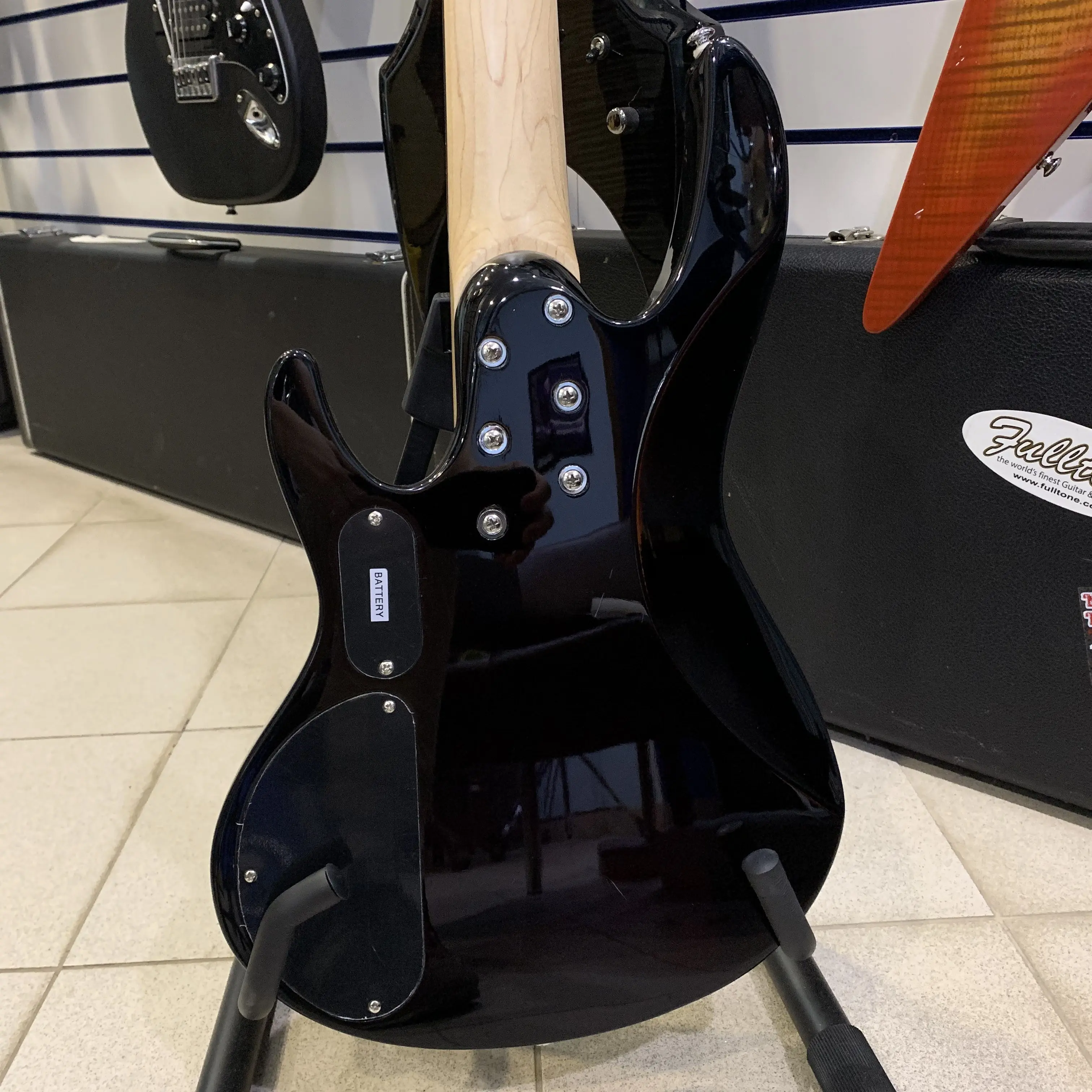 Изображение №5