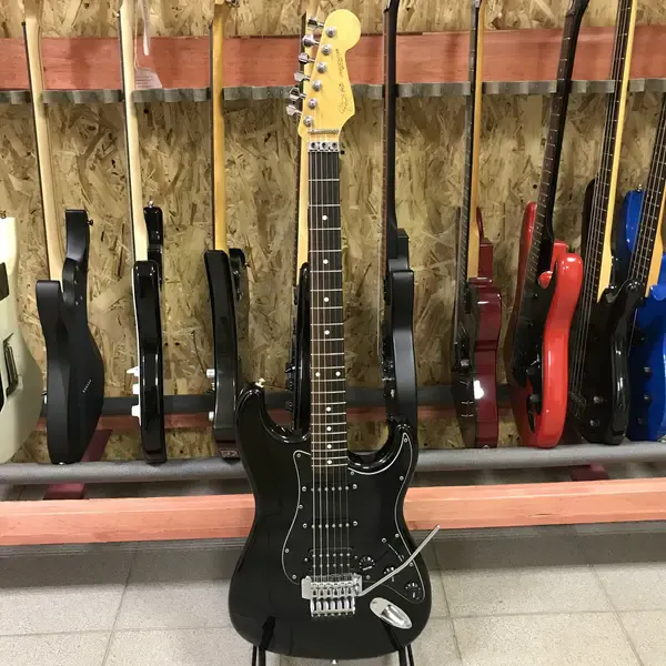 Электрогитара Fender Stratocaster STR Black HSS Floyd Rose Japan 1980s