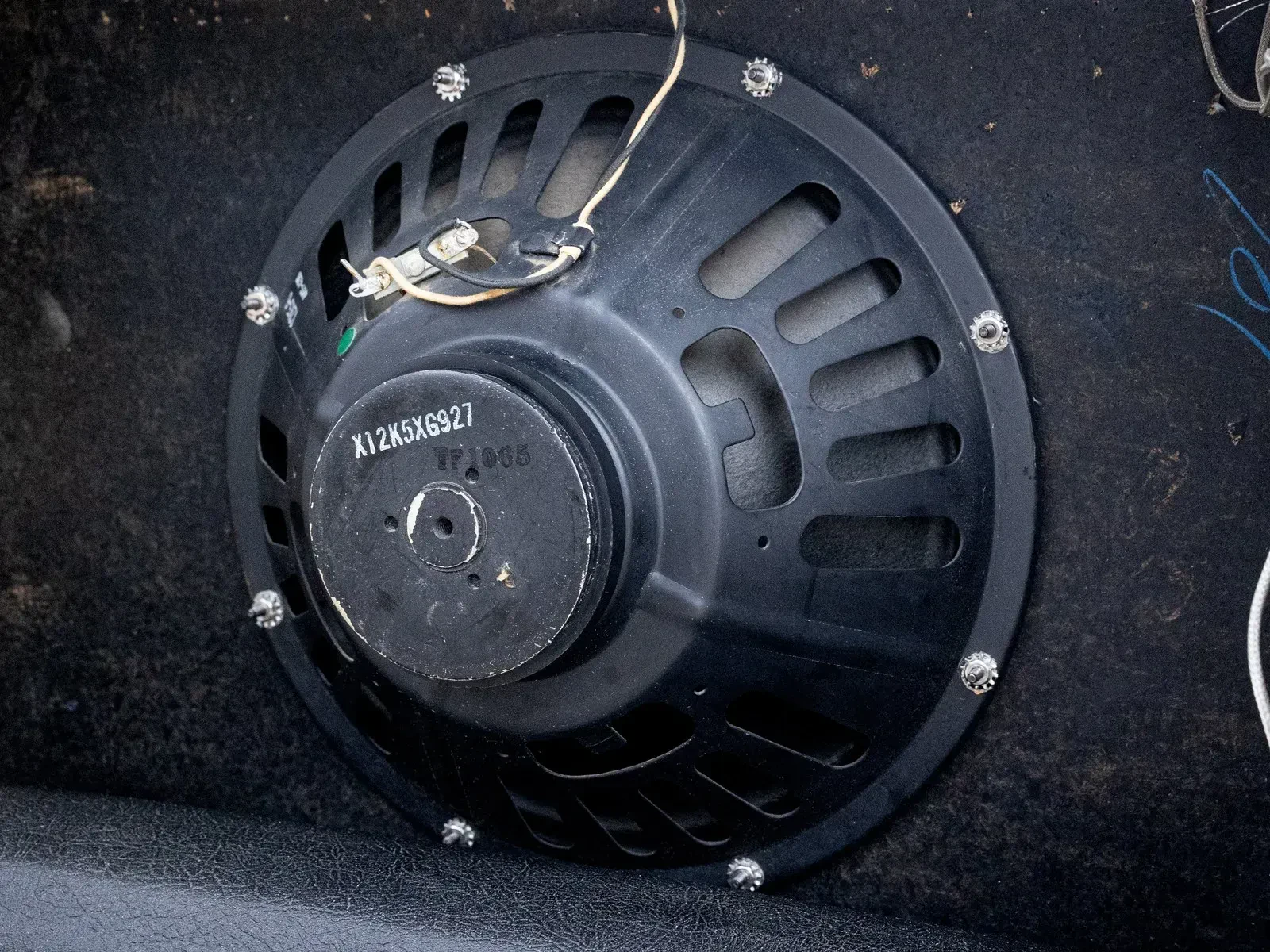 Изображение №11