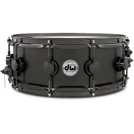 Малый барабан DW Collectors Series Satin Black Over Brass 14" x 5.5", фурнитура Black Nickel