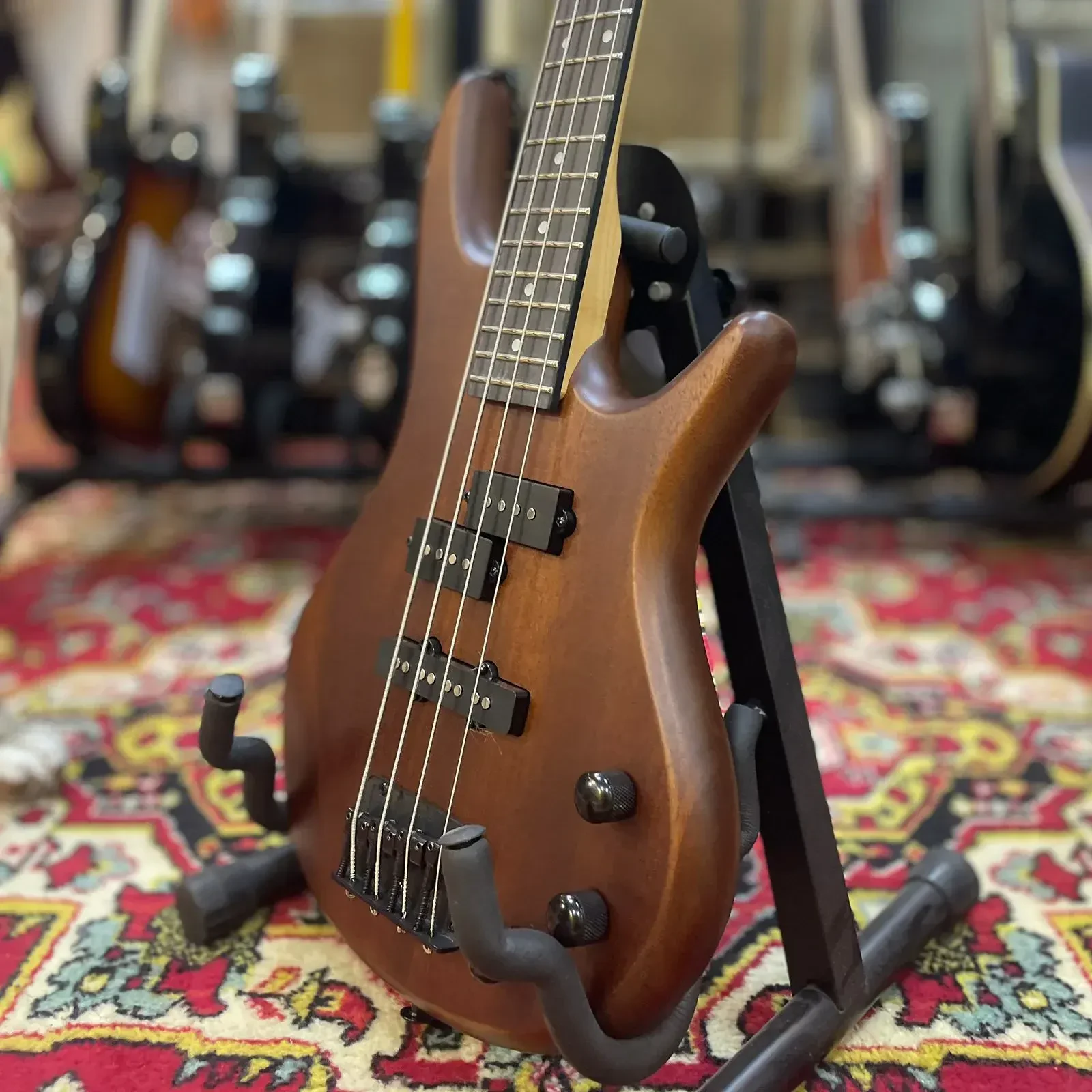 Изображение №6