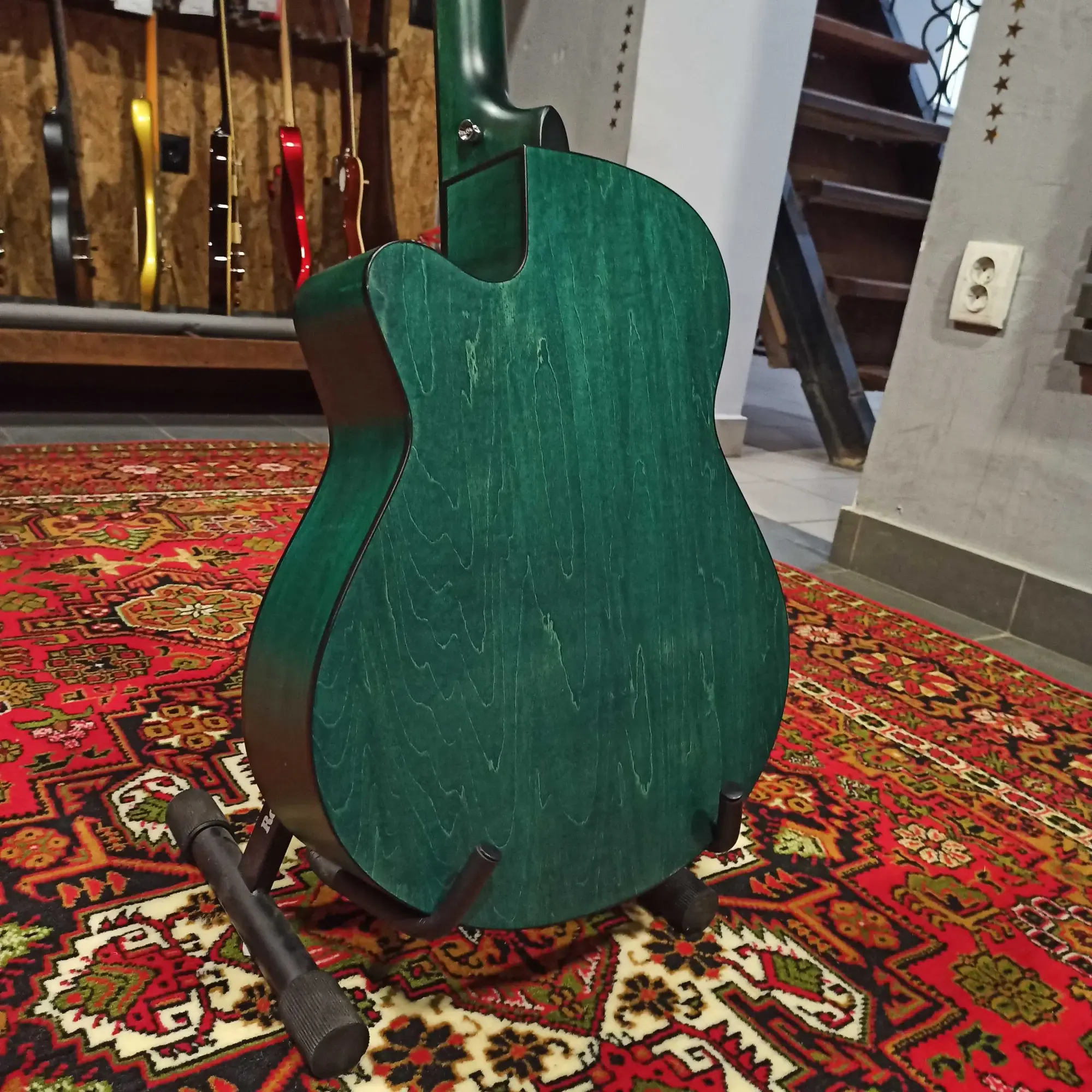 Изображение №12