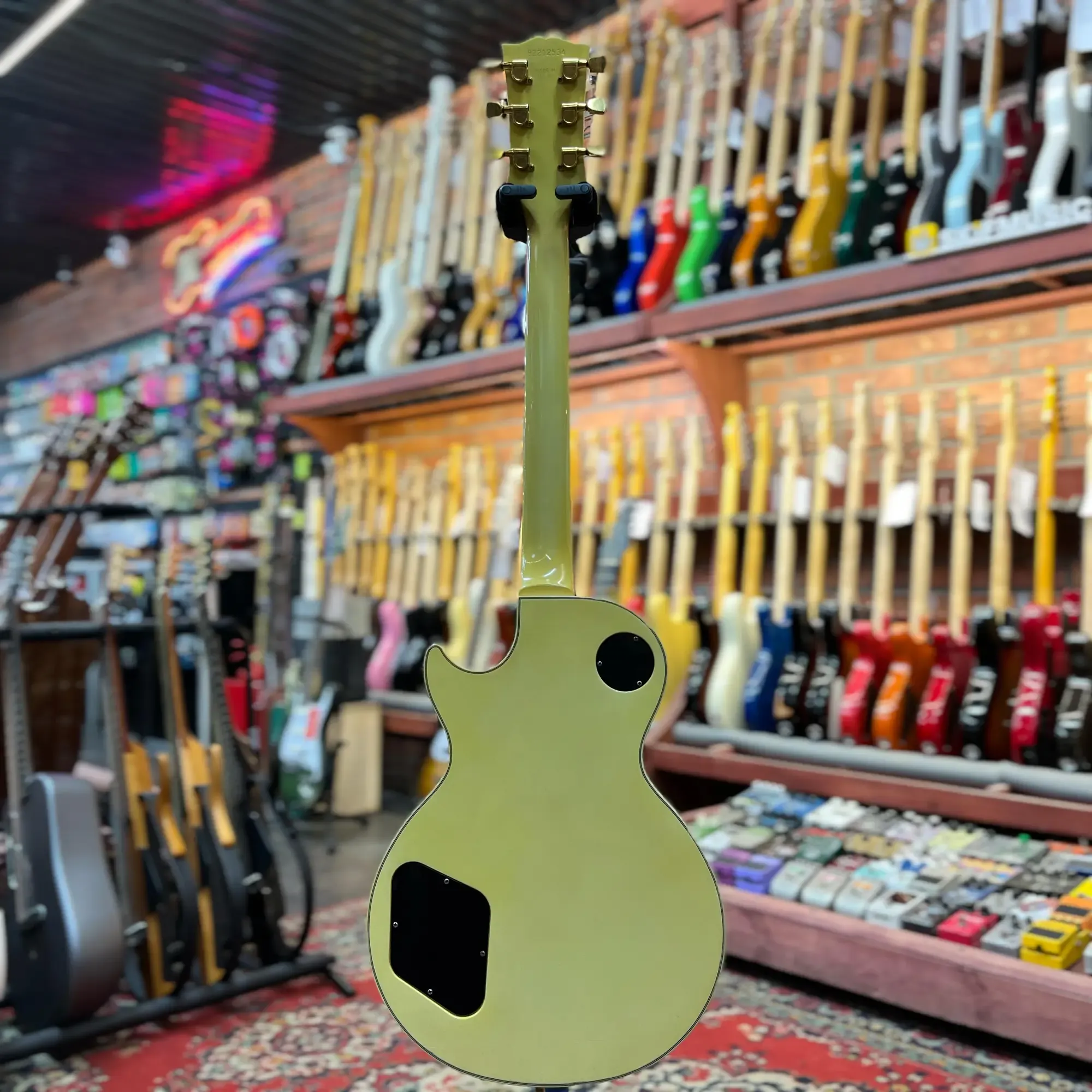 Изображение №5