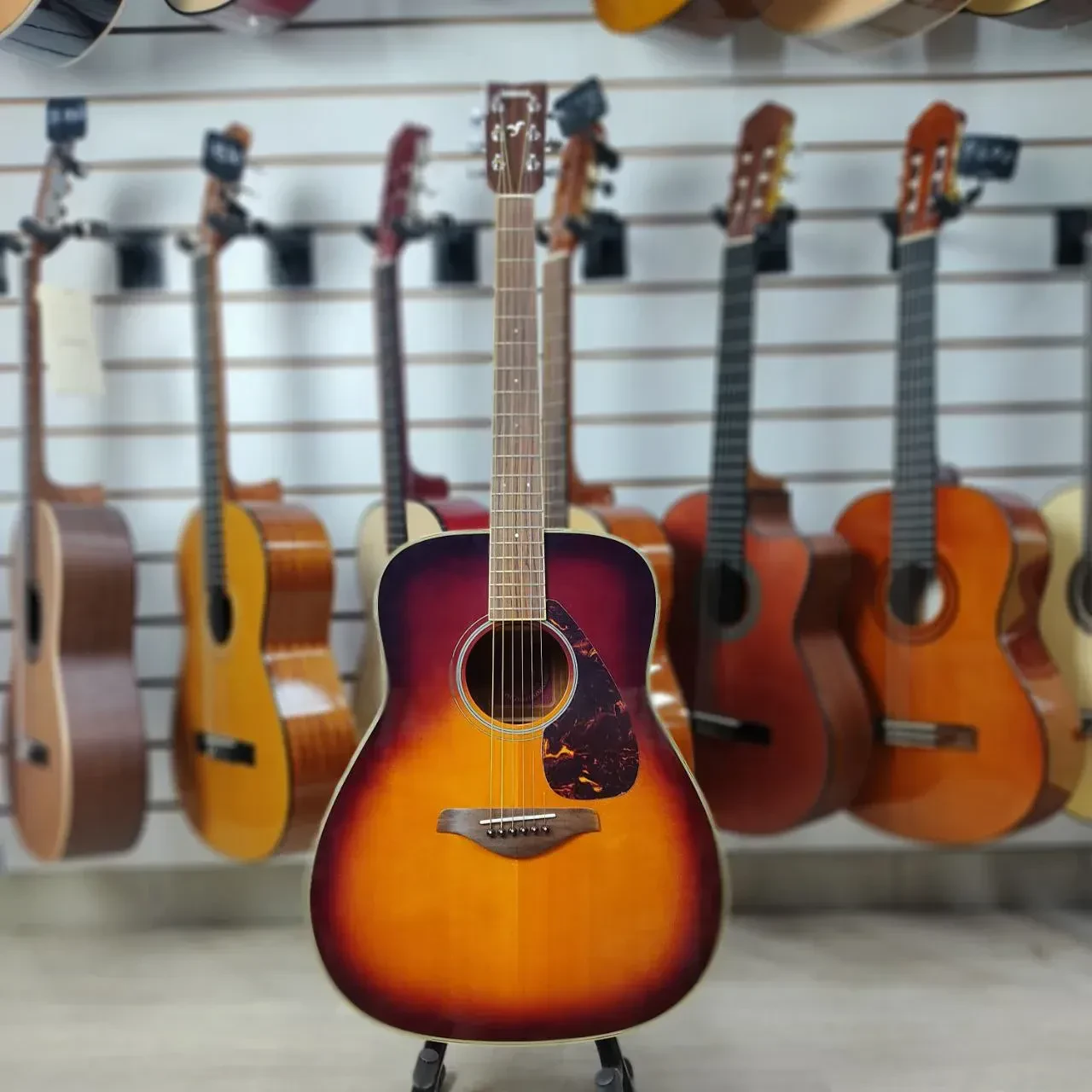 Акустическая гитара Yamaha FG720S BS 2010s