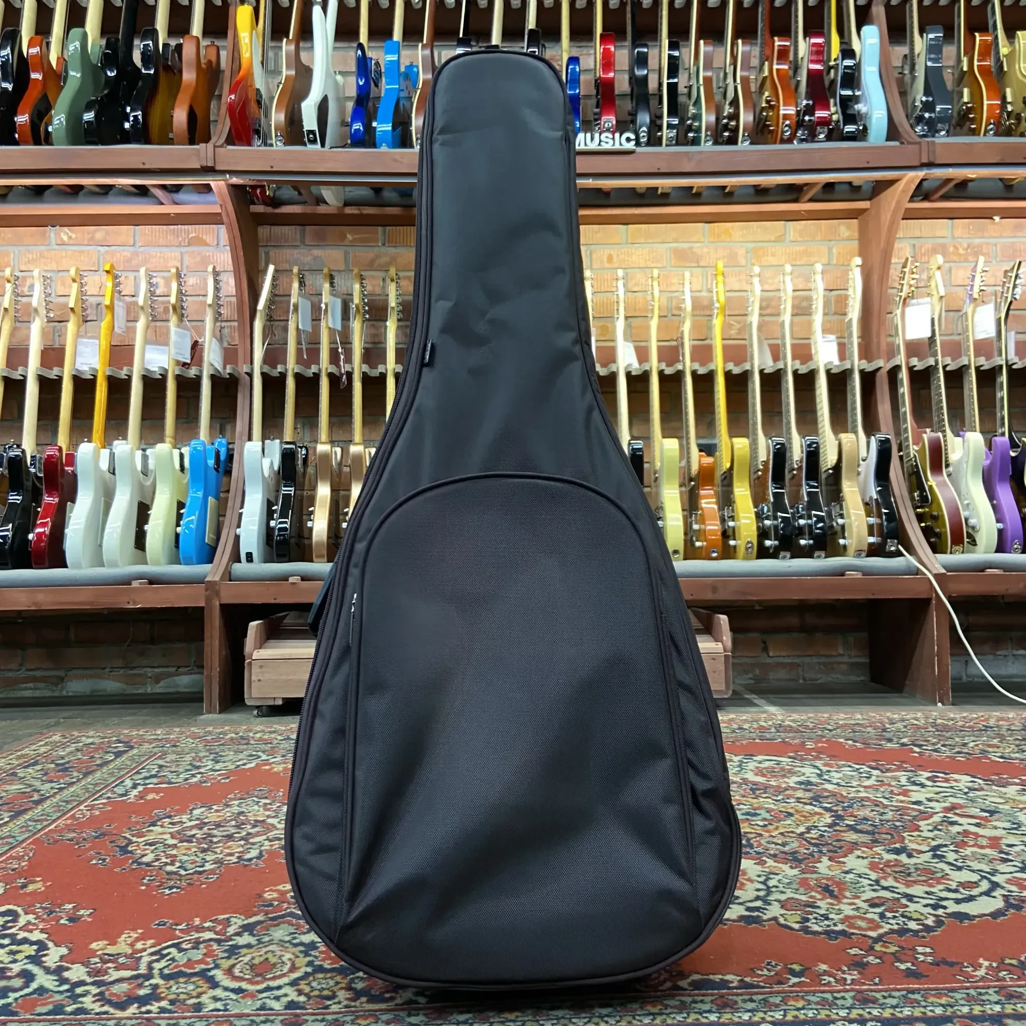 Чехол для акустической гитары Rockzz A-20 1680 Brown