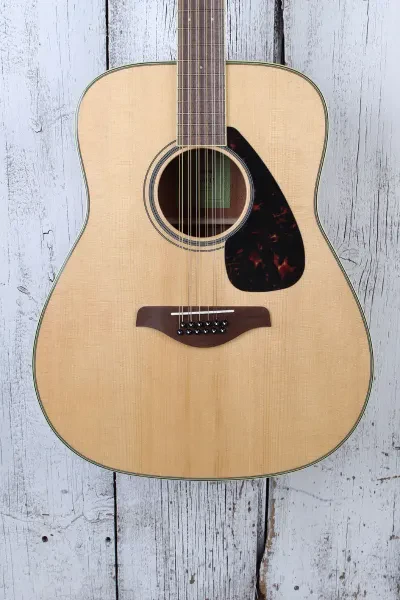 Yamaha FG820-12 Dreadnought 12 String Acoustic Guitar Solid Spruce Top Natural