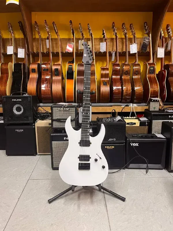 Изображение №6