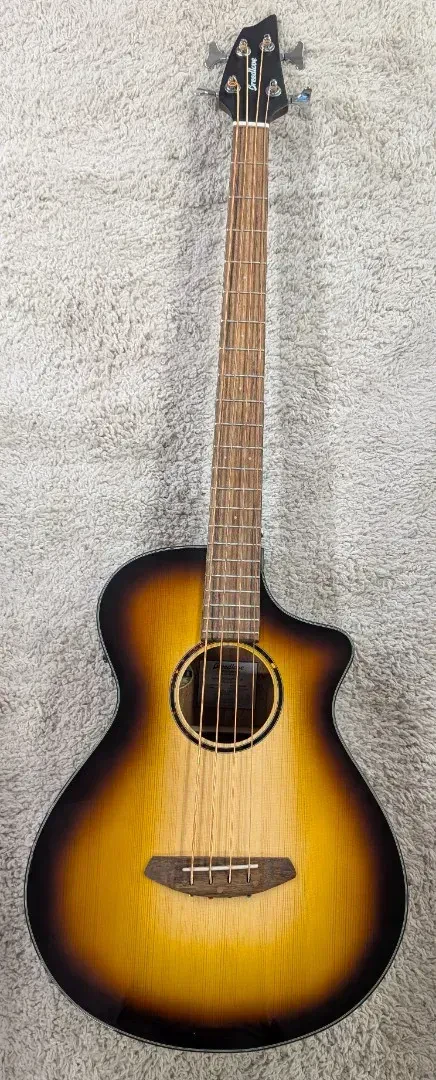 Б/У Электроакустическая бас-гитара Breedlove Discovery S Concert Edgeburst 4-струнная