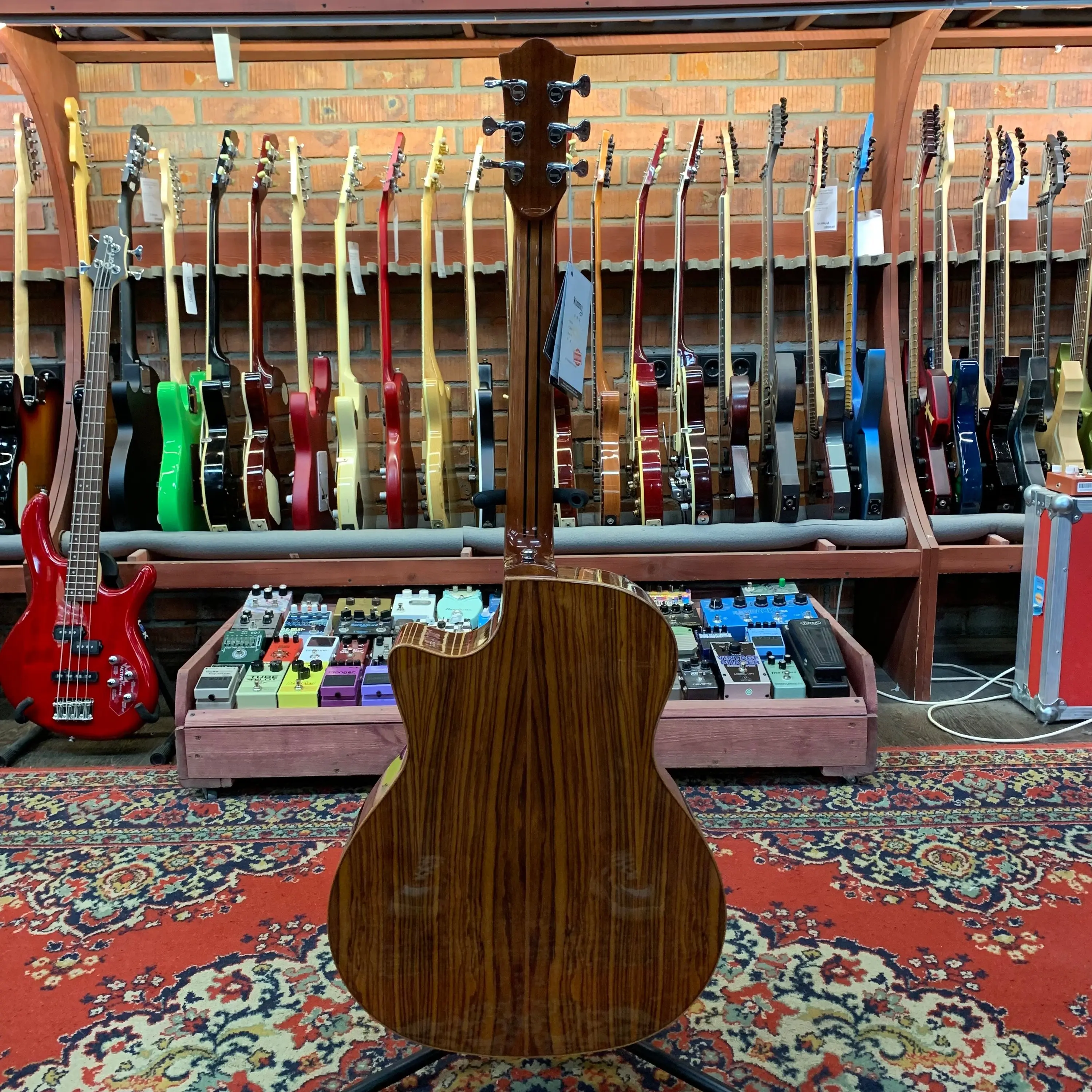 Изображение №5