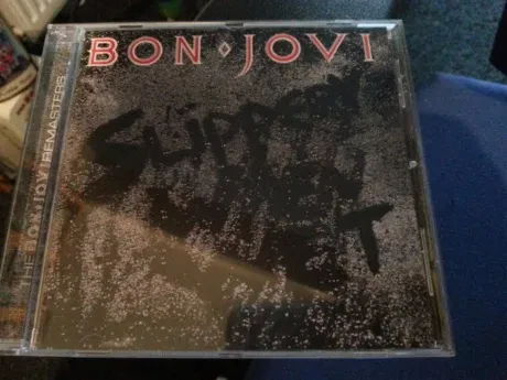 BON JOVI - Slippery When Wet (CD)