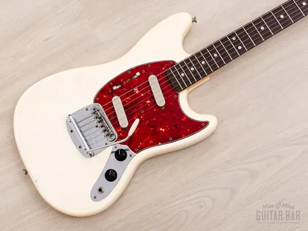 1966 Fender Mustang Vintage Offset Electric Guitar 100% Original w/ Case