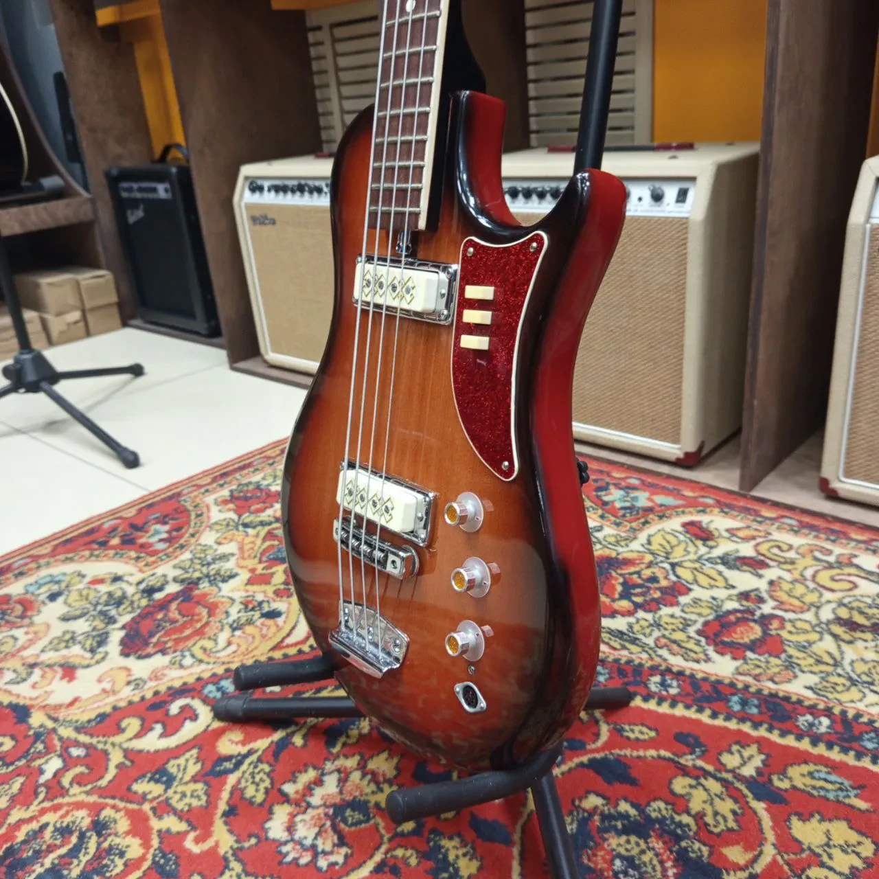 Изображение №6