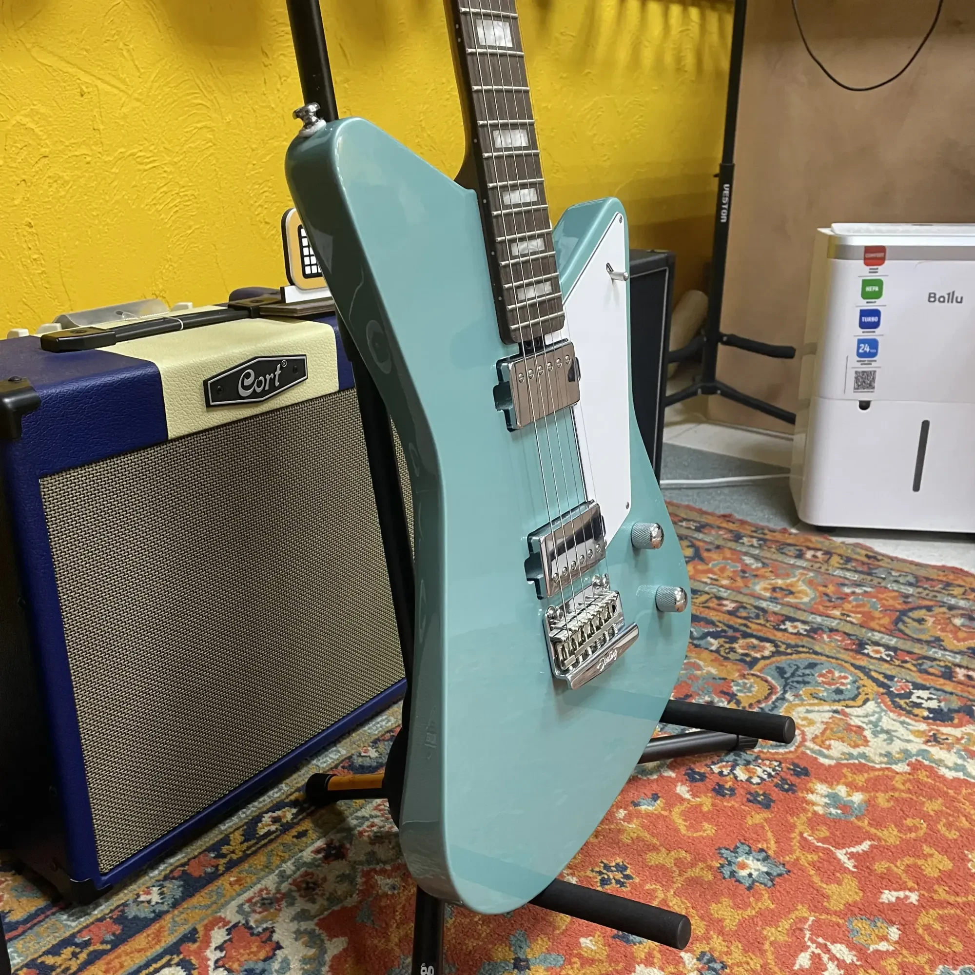 Изображение №6