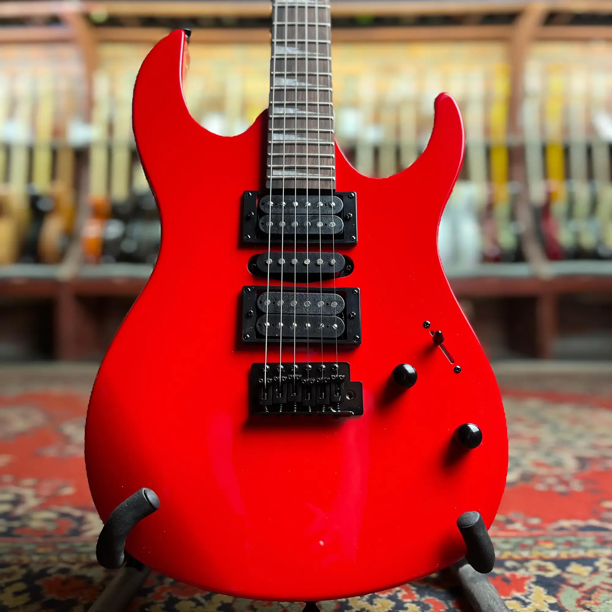 Электрогитара DeMarco DMSEIB370 Superstrat HSH Metallic Red