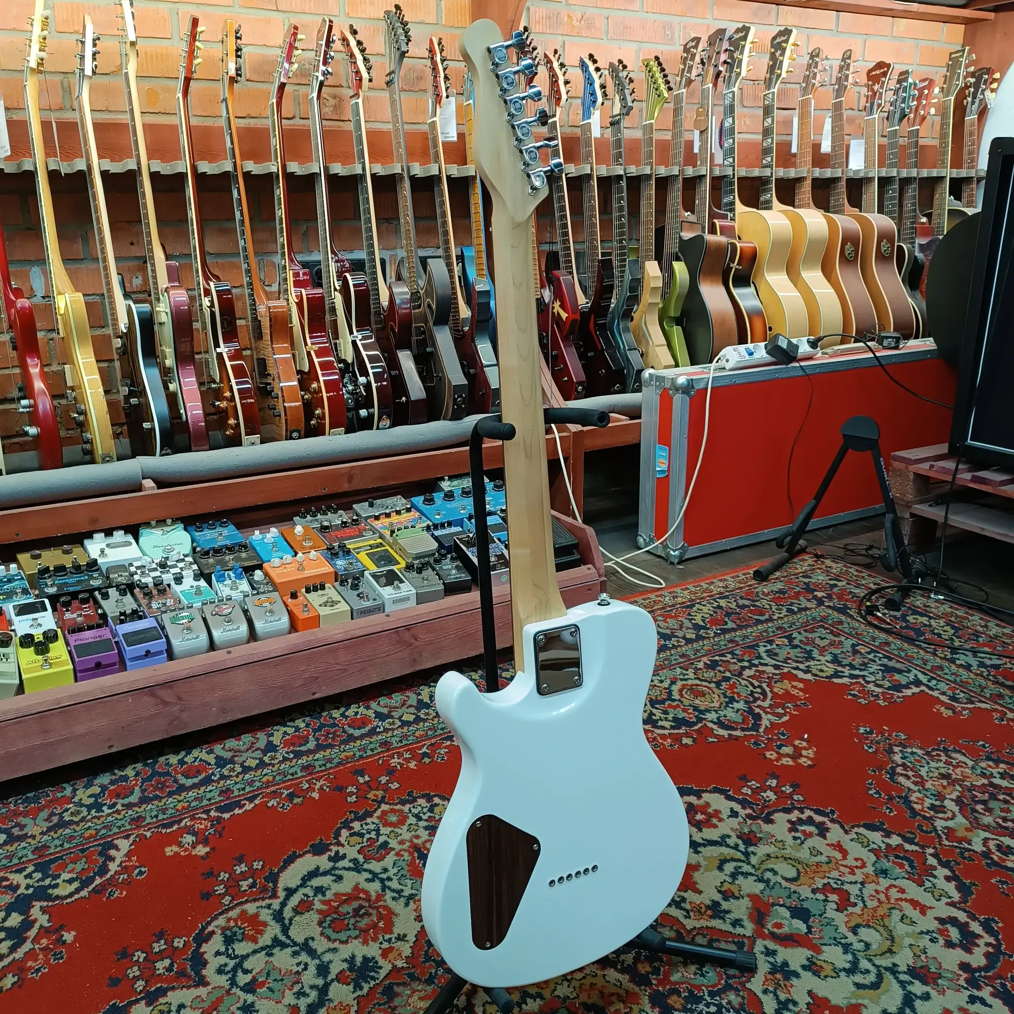 Изображение №14