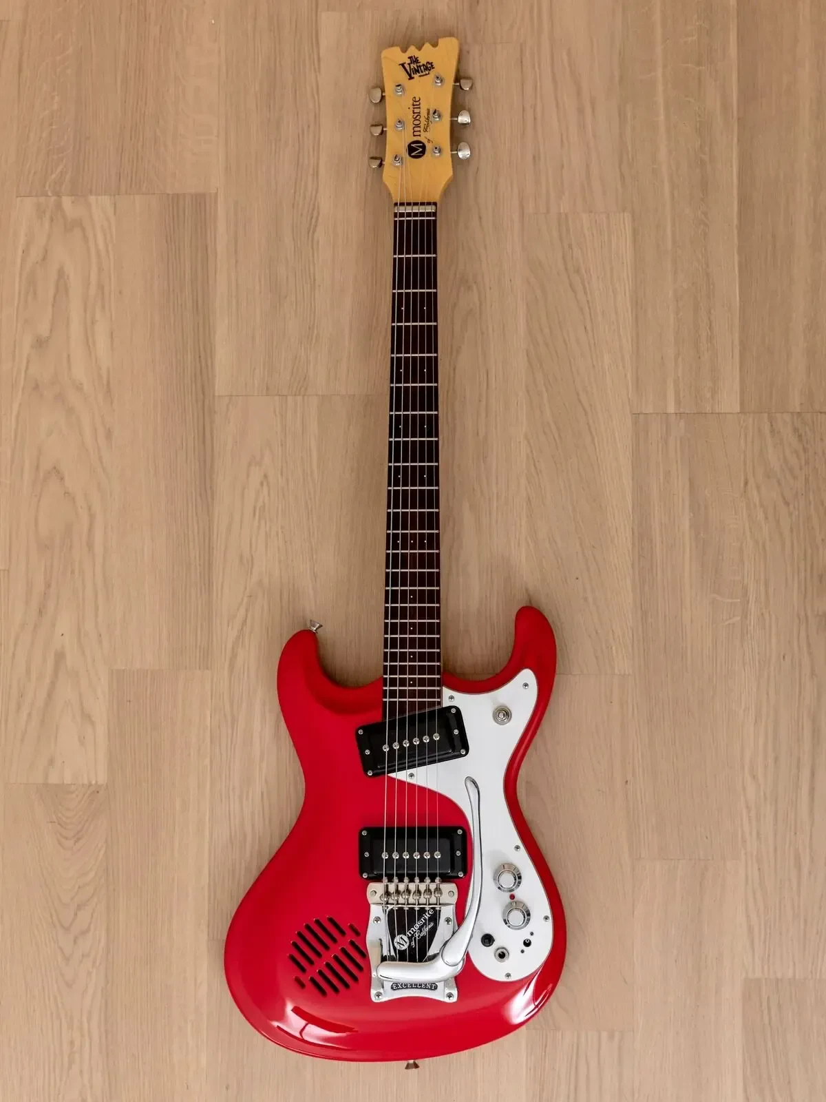 Электрогитара Mosrite Ventures Model Mini Red Japan 1990s