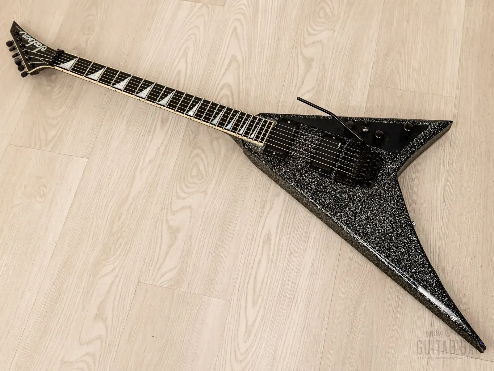 Изображение №8