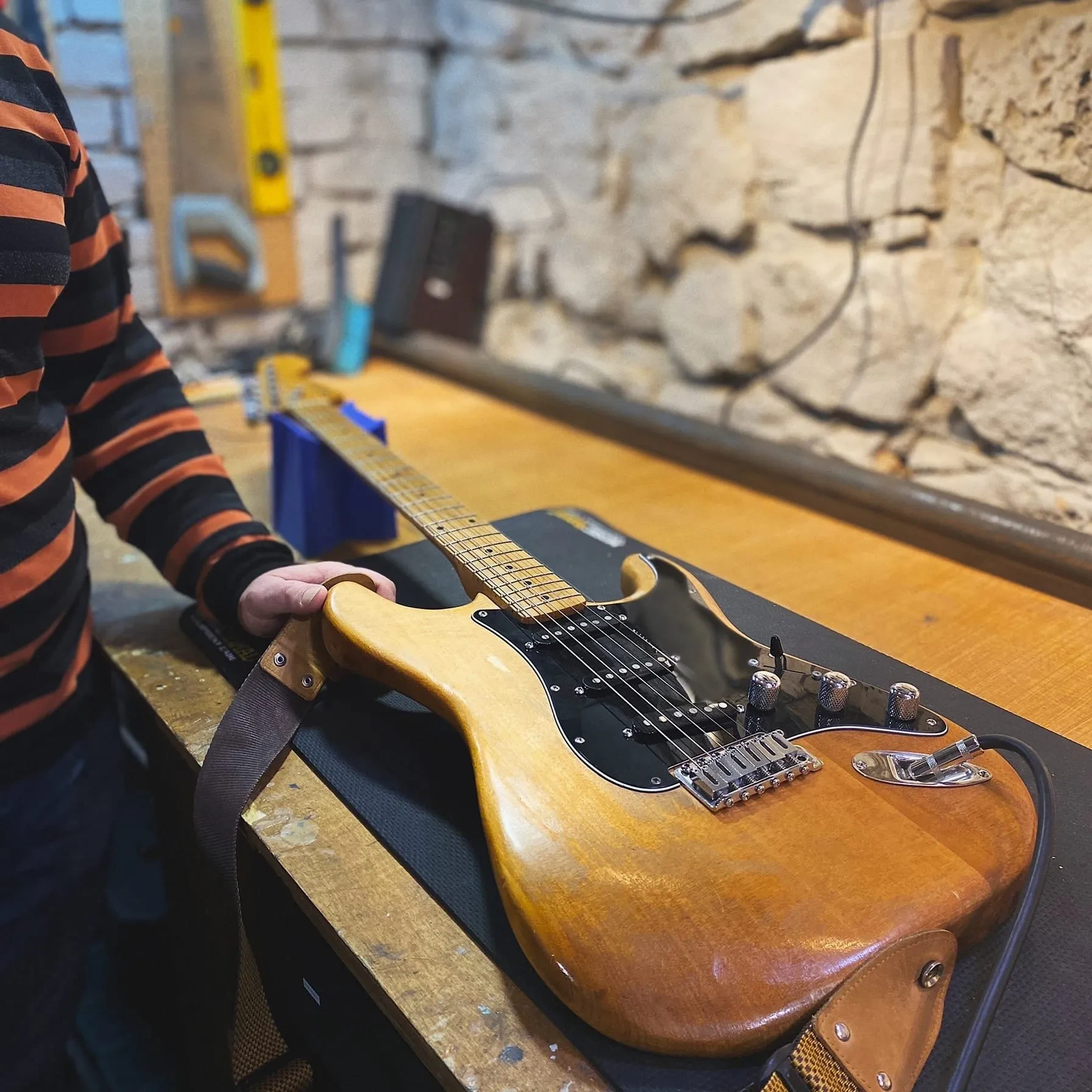 Ремонт гитар в Санкт-Петербурге - 7