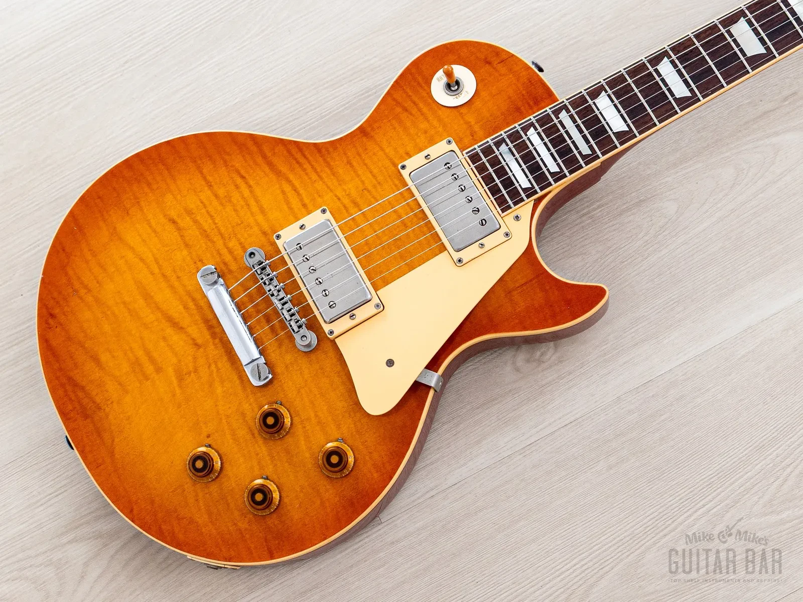 Б/У Электрогитара Greco Super Real EGF1200 Sunburst (лаковое покрытие) с кейсом