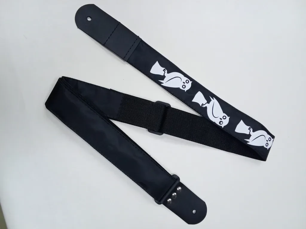 MZ-RG-5-1ApOwlBk Ремень для гитары, черный, аппликация Сова, MEZZO
