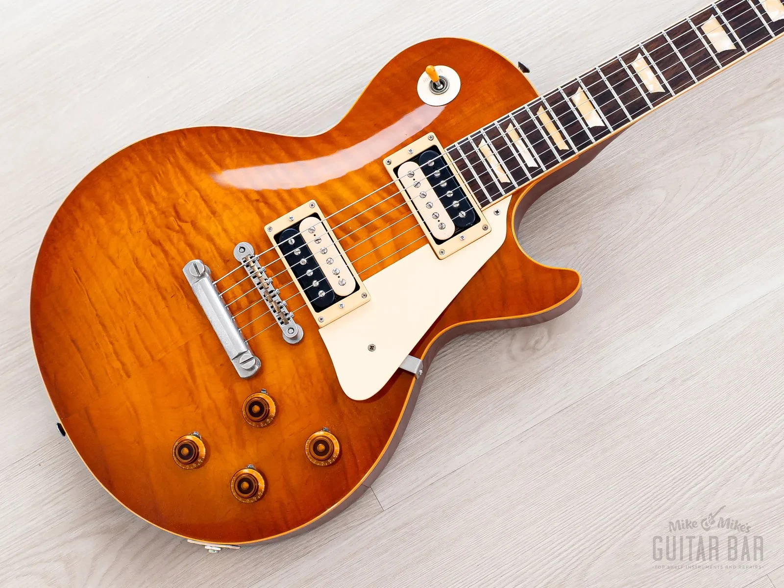 Б/У электрогитара Tokai Love Rock LS-200 Flame Top санберст с кейсом Lifton-Style