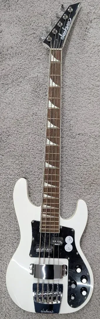 Jackson X Series Concert 5 String Bass CBXNT DX V, Snow White Finish - Demo