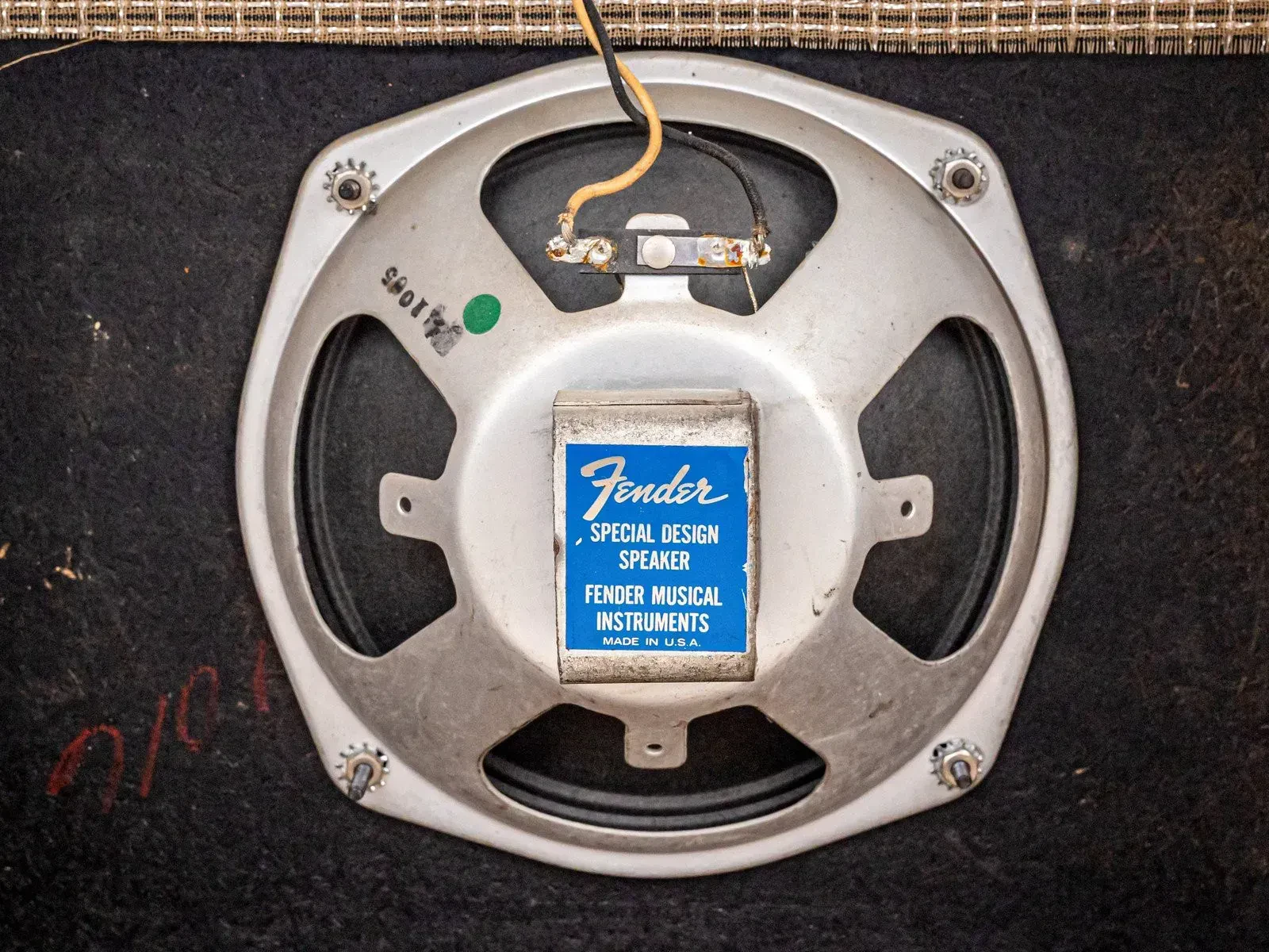 Изображение №9