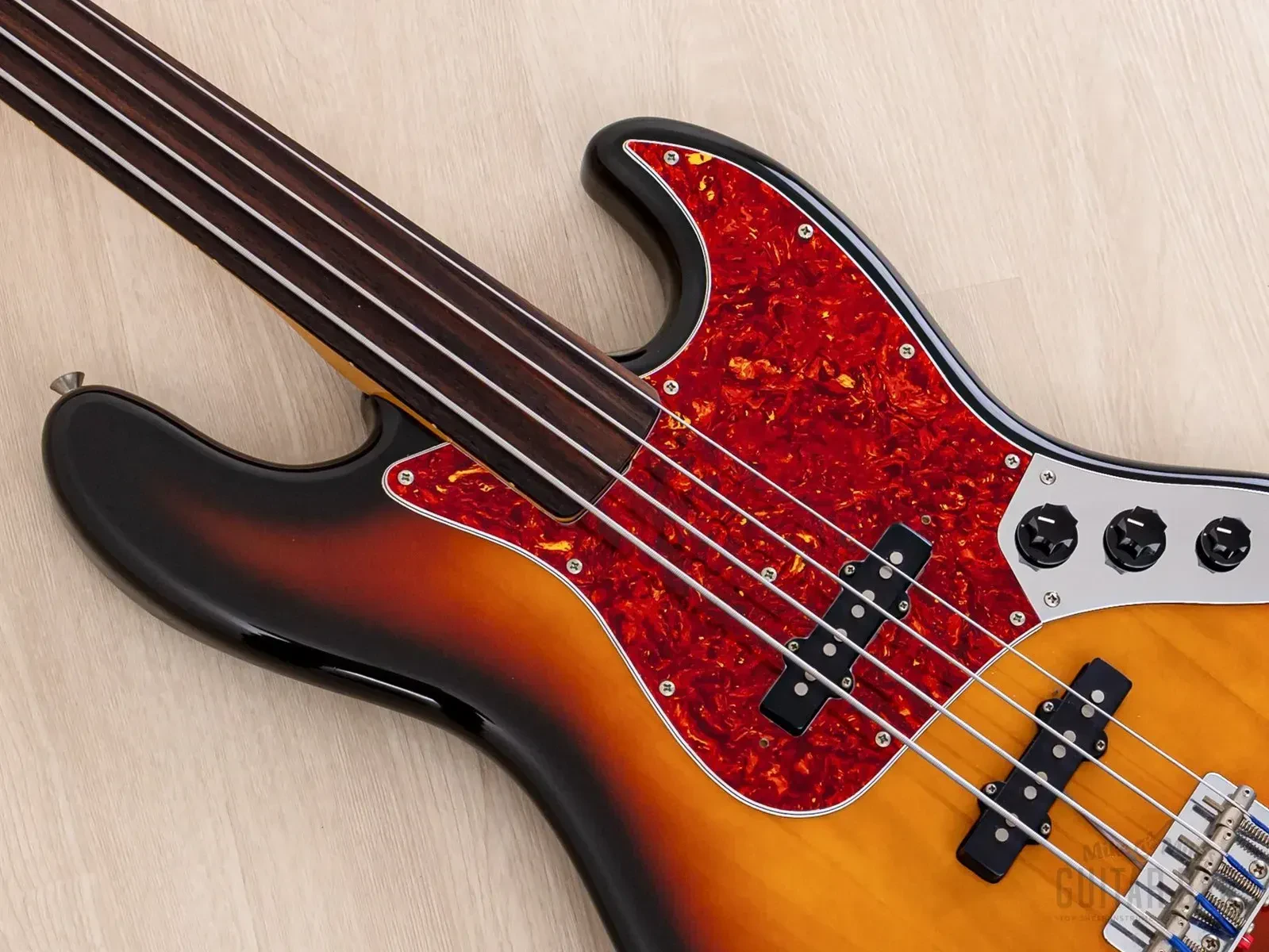 Изображение №6