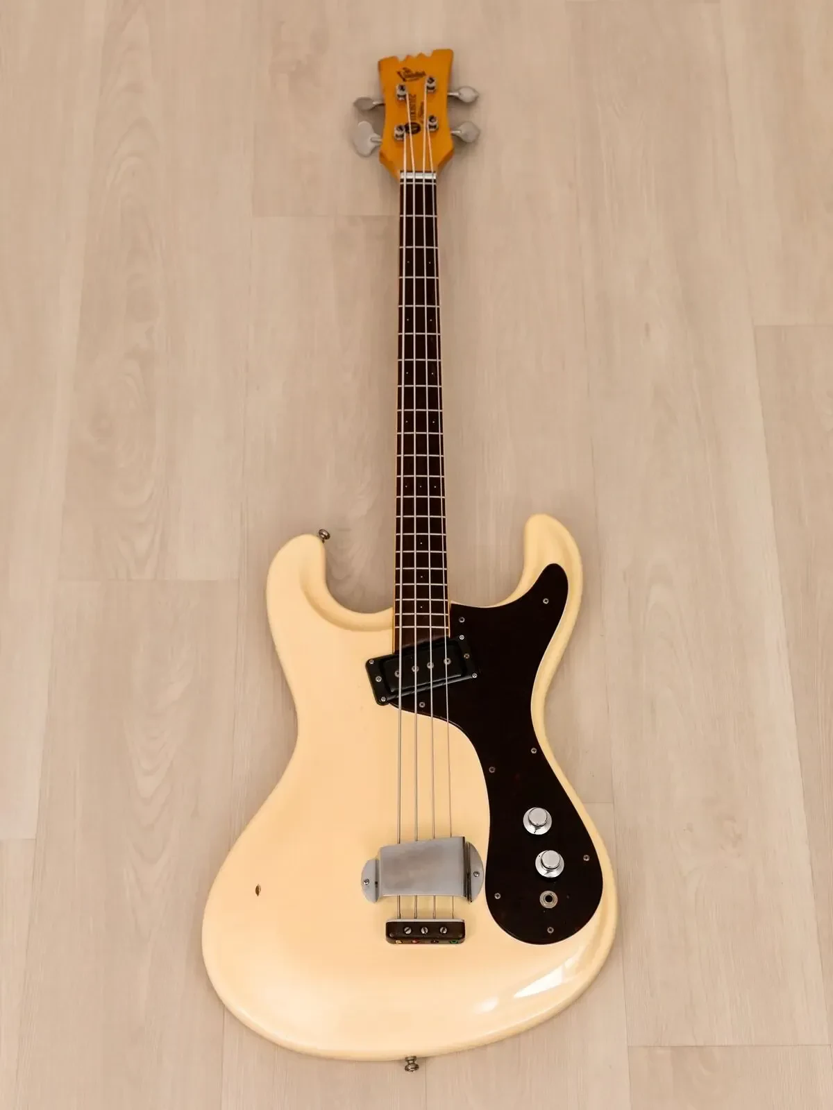 Бас-гитара Mosrite Ventues Model Bass '64 Vintage Reissue Pearl White 2000 Japan